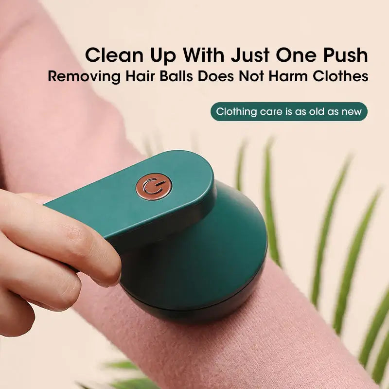 Electric lint remover in green design, eco-friendly, USB charging, ideal for cleaning clothes and woolen fabrics.